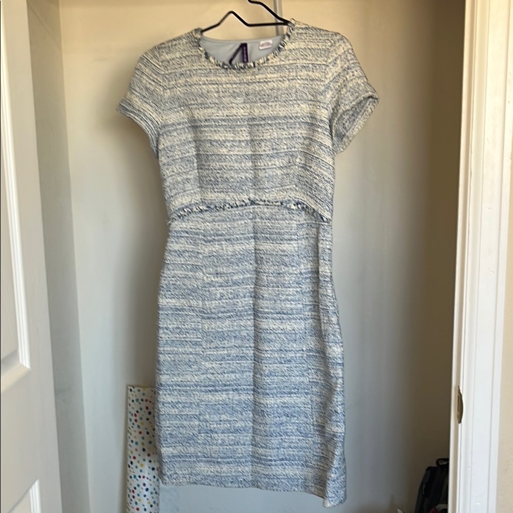 Seraphine Blue and White Midi Sheath Dress with Short Sleeves and Crew Neck